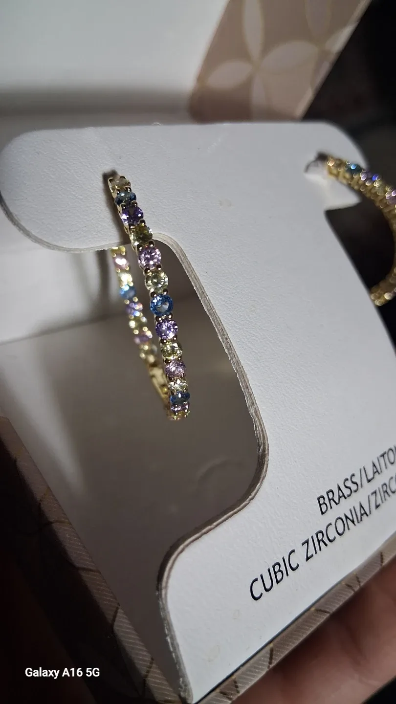 Addison Blvd Cubic Zirconia Hoop Earrings - New image indicator(2)