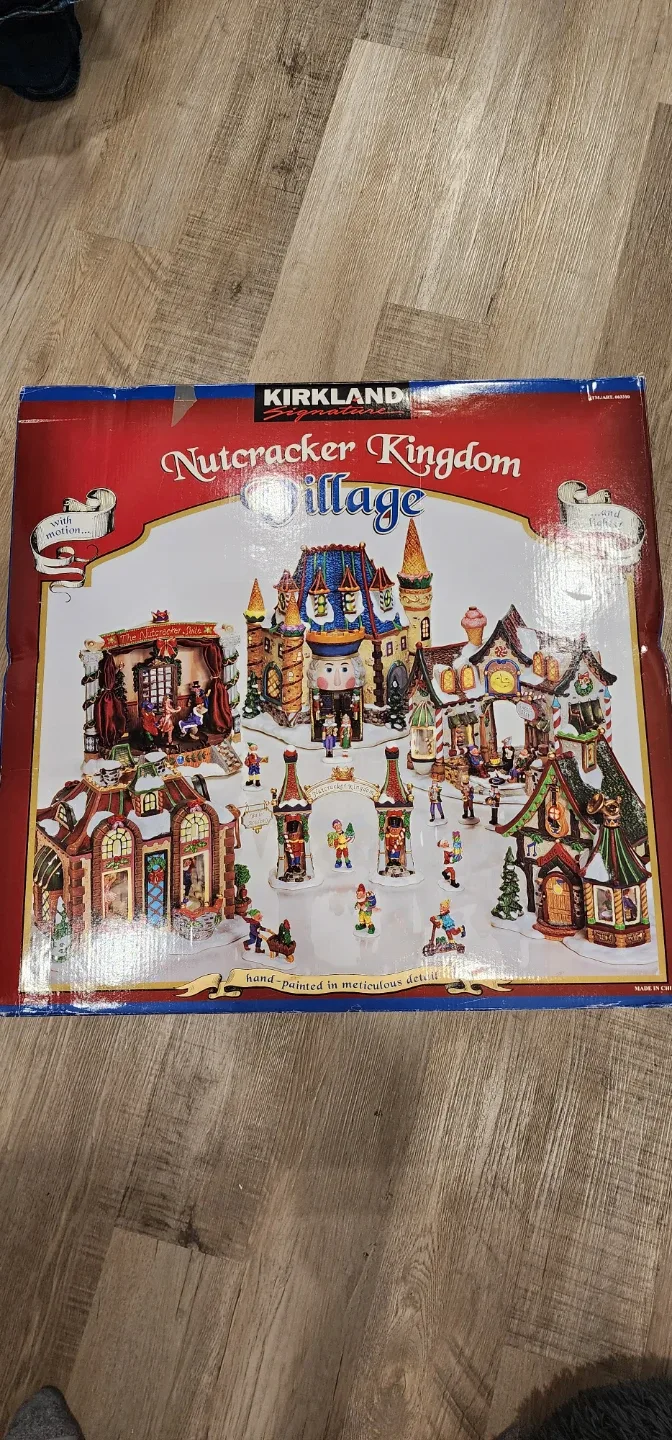 Kirkland Nutcracker Kingdom Village Set