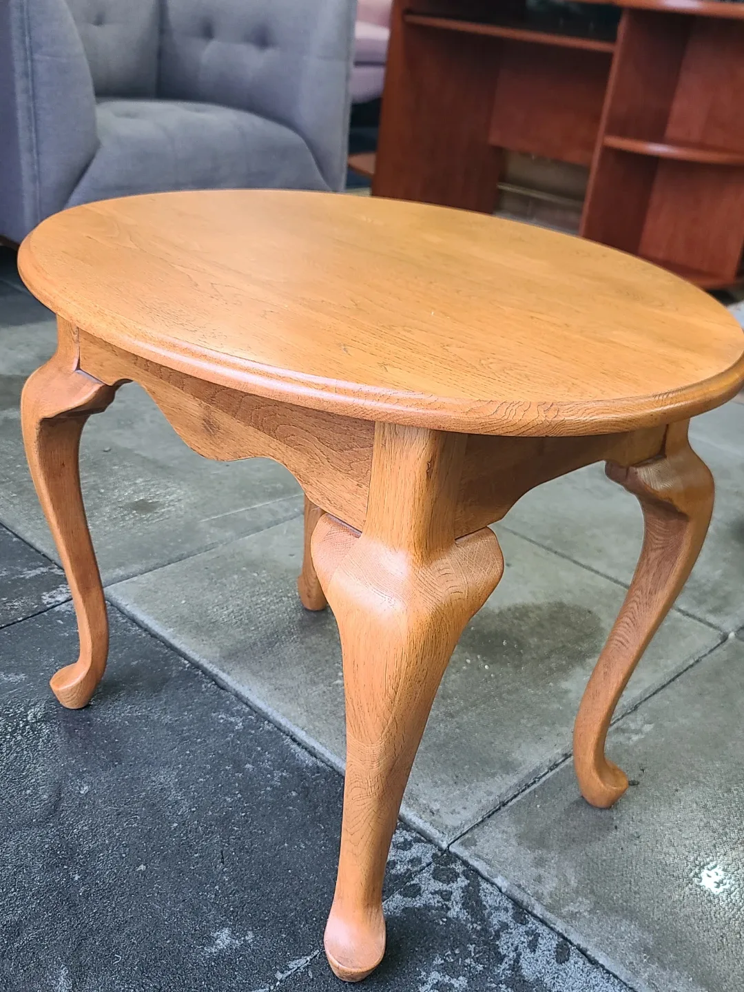 Round Wooden Side Table image indicator(2)