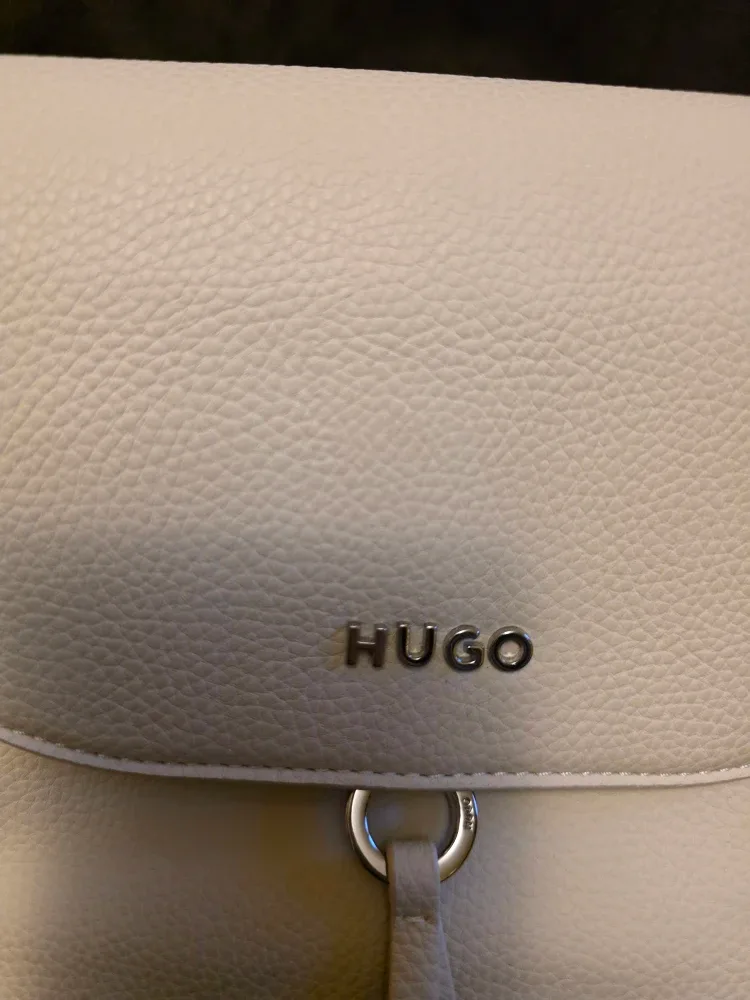 HUGO Cream Leather Handbag/ Shoulder Bag image indicator(3)