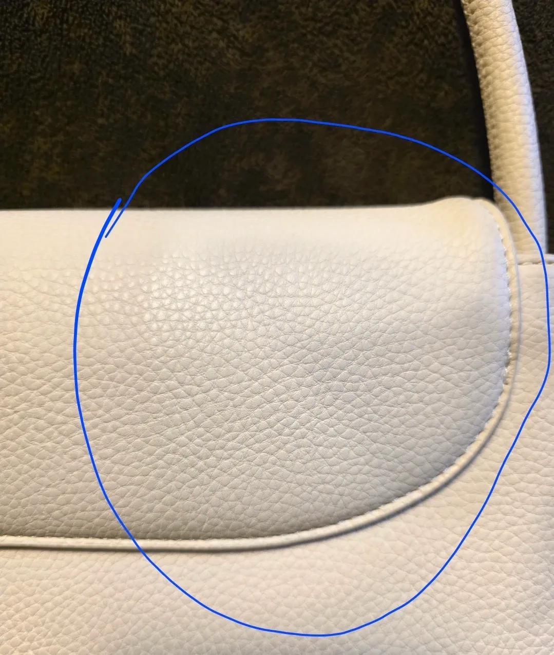 HUGO Cream Leather Handbag/ Shoulder Bag image indicator(10)