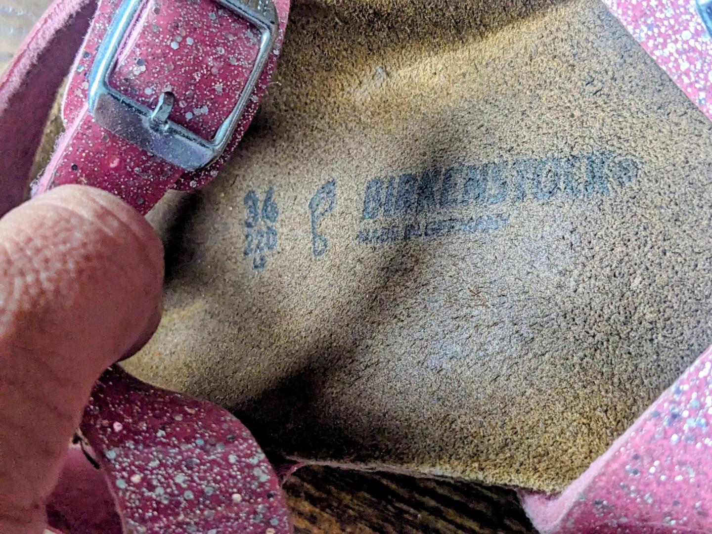 Birkenstock Pink Glitter Sandals Size 36 - photo 2