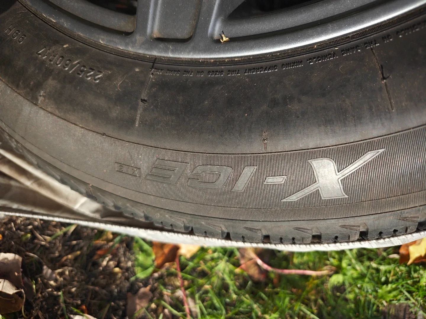 Michelin X-Ice 225/60R17 Winter Tire