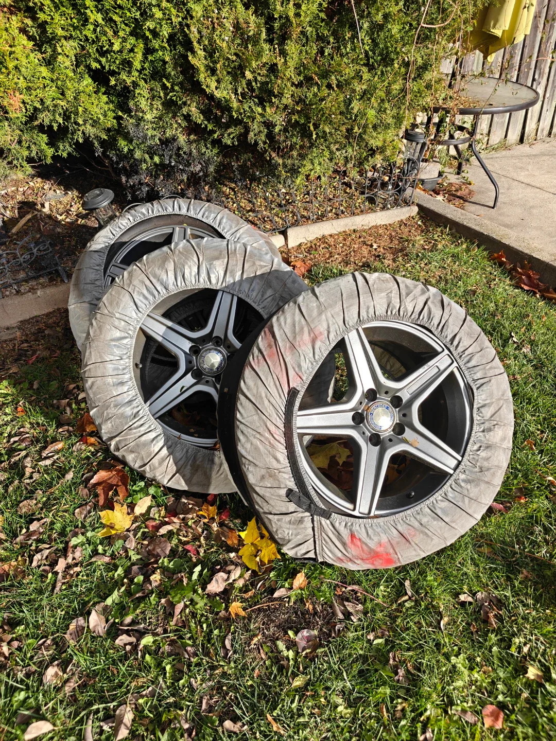 Michelin X-Ice 225/60R17 Winter Tire image indicator(8)