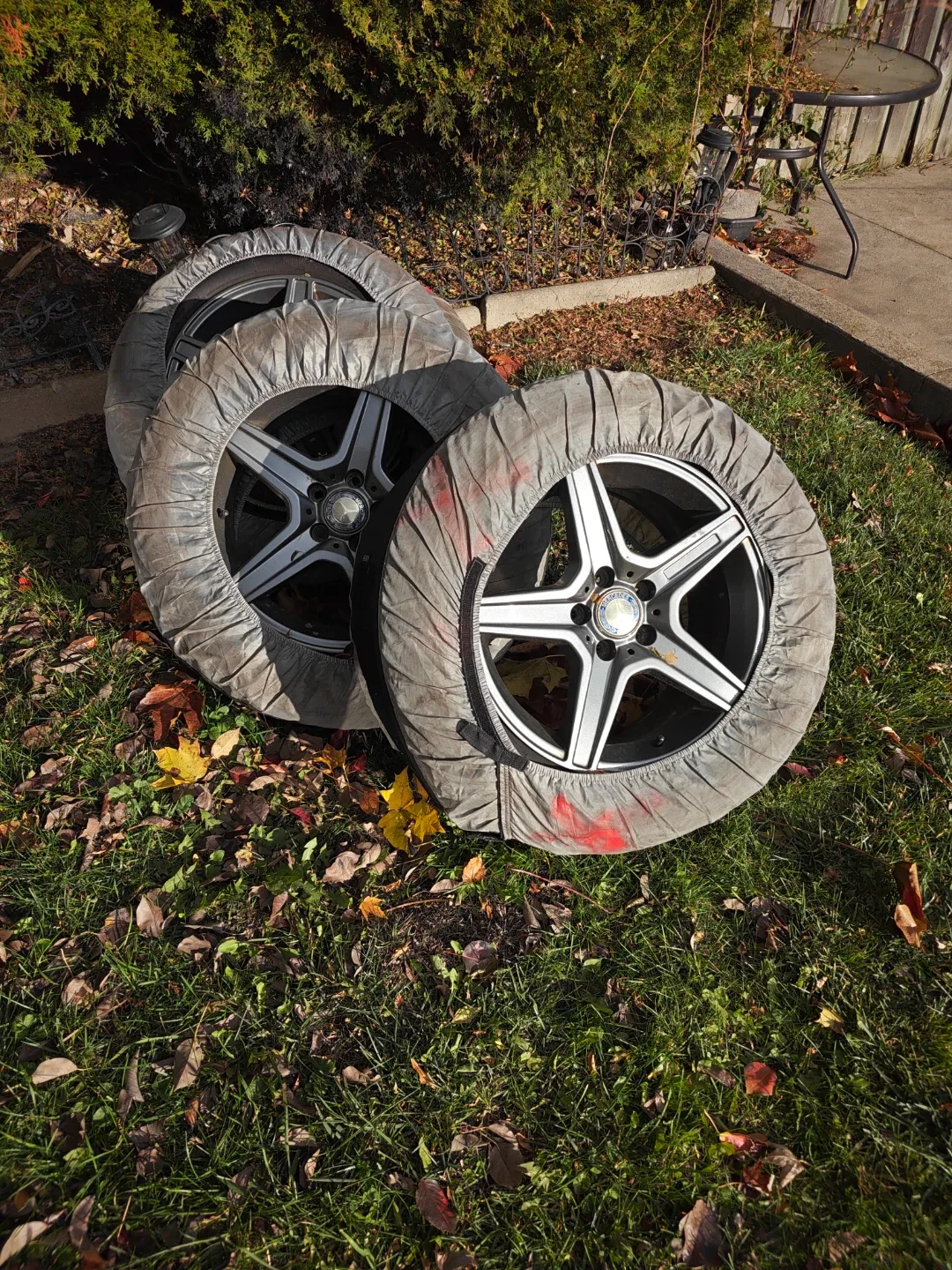 Michelin X-Ice 225/60R17 Winter Tire image indicator(9)