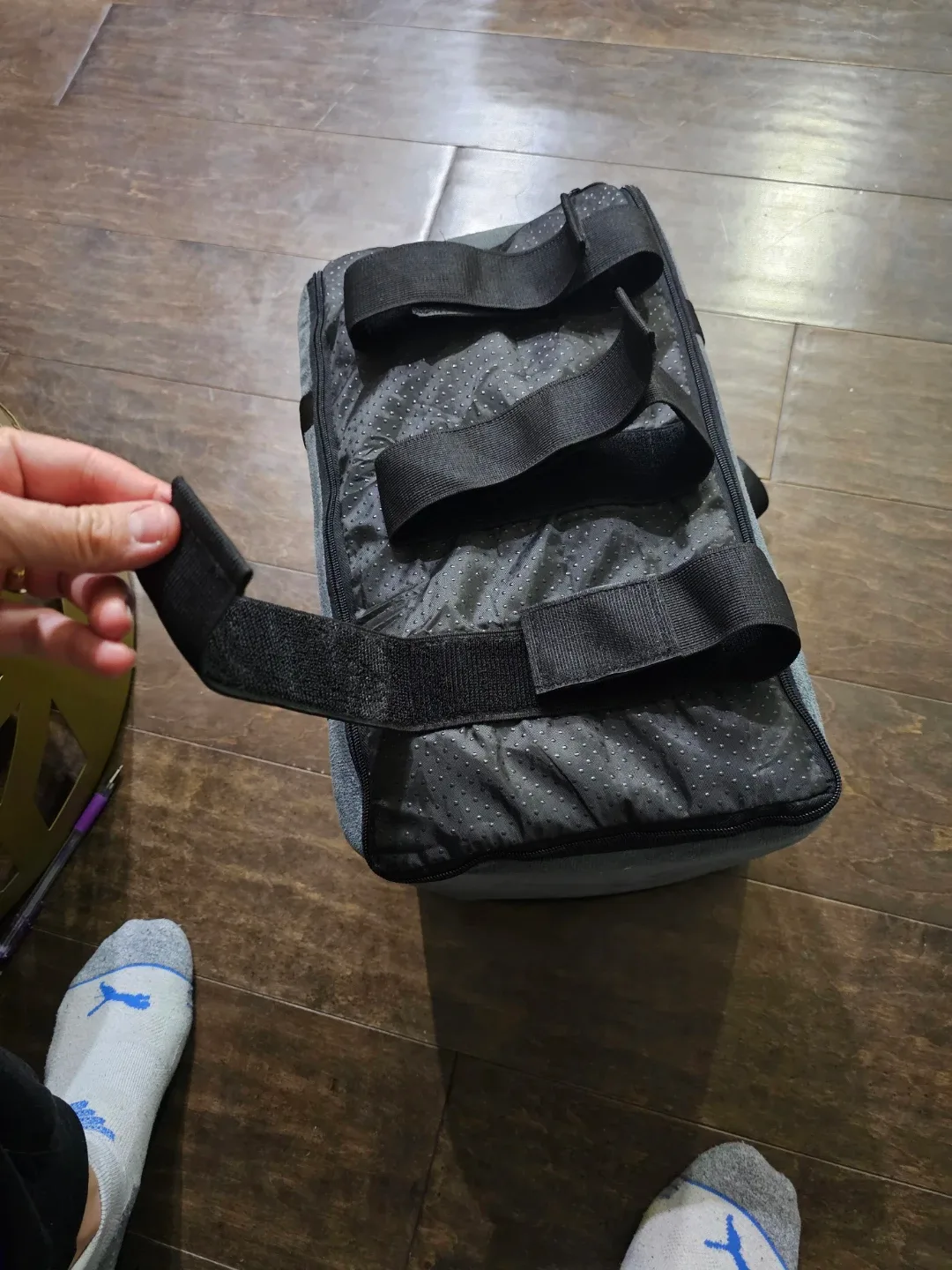 car seat (center console) for a small dog/cat. image indicator(6)