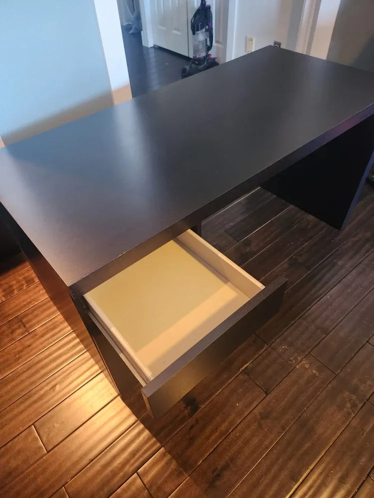 IKEA Malm Desk - brown / black image indicator(3)