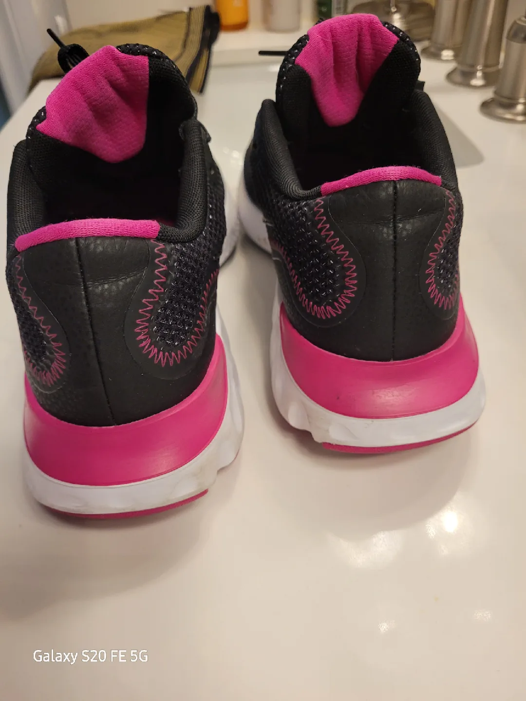 Nike Renew Run - Women's Running Shoes image indicator(3)