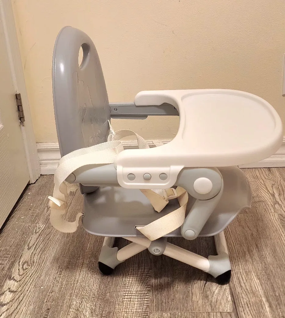 Chicco Pocketsnack Booster Seat&Kids NormalChair(Movingout Sale) image indicator(3)