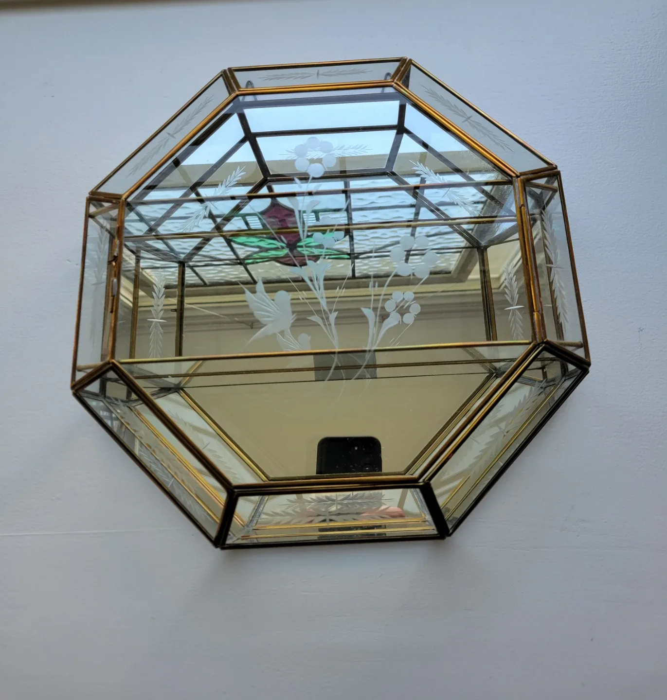 Vintage Octagon Brass Mirrored Curio Cabinet Shelf image indicator(3)