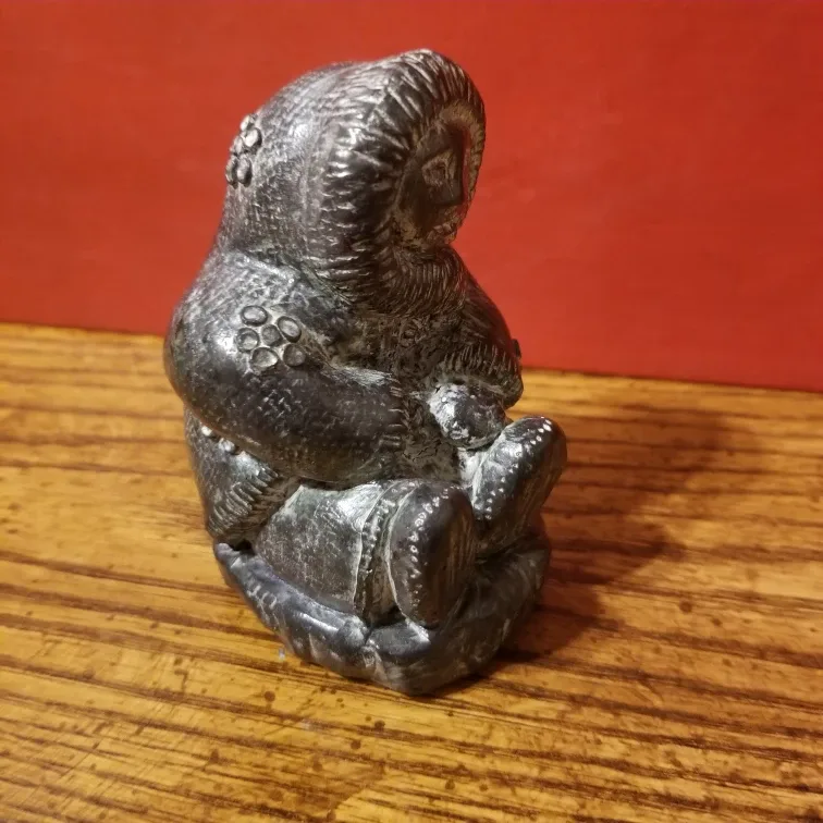 Inuit Sculpture made by :A Wolf image indicator(2)