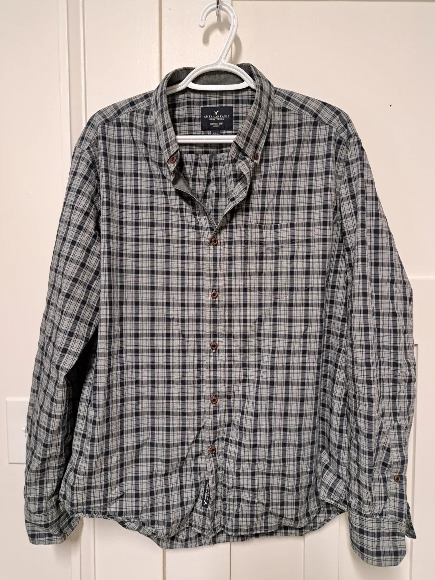 American Eagle Outfitters Flannel Shirt - Large