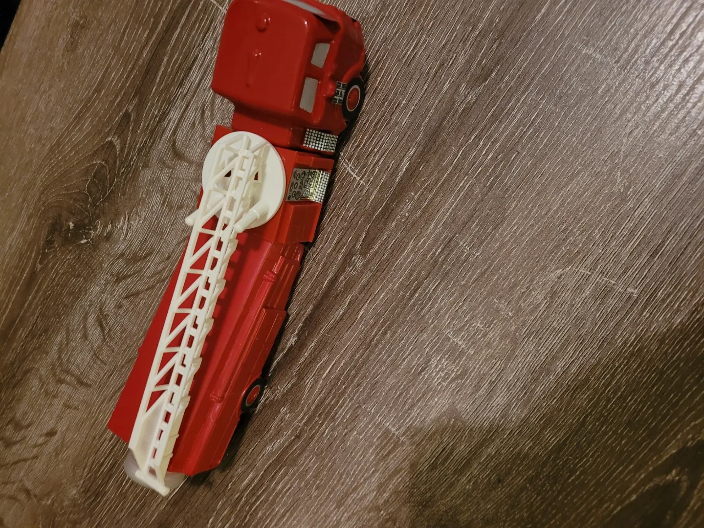 Avon The Red Sentinel Wild Country After Shave image indicator(3)