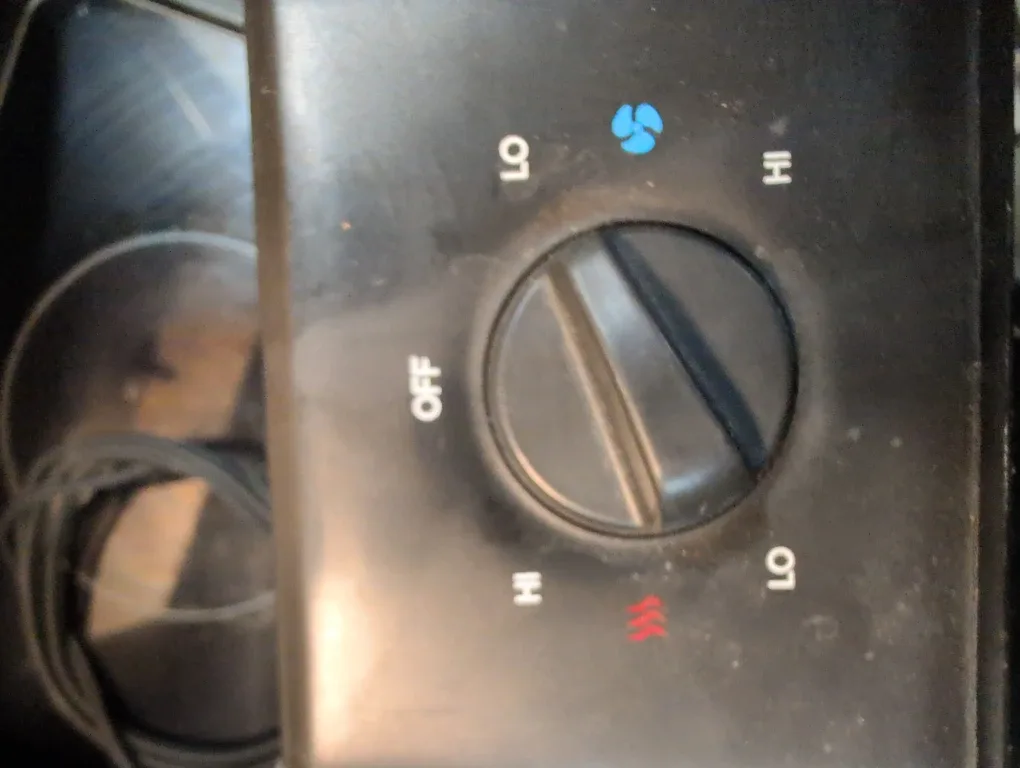 Black Portable Space Heater image indicator(2)