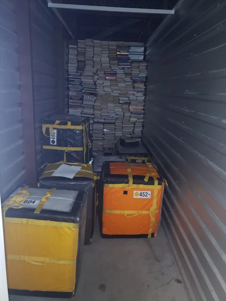 Books image indicator(4)