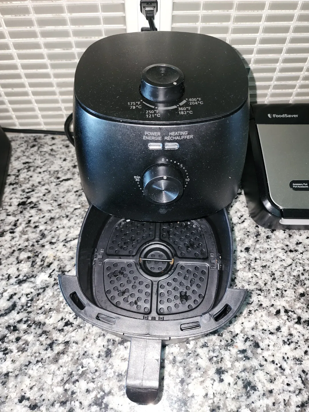 Black Air Fryer image indicator(2)
