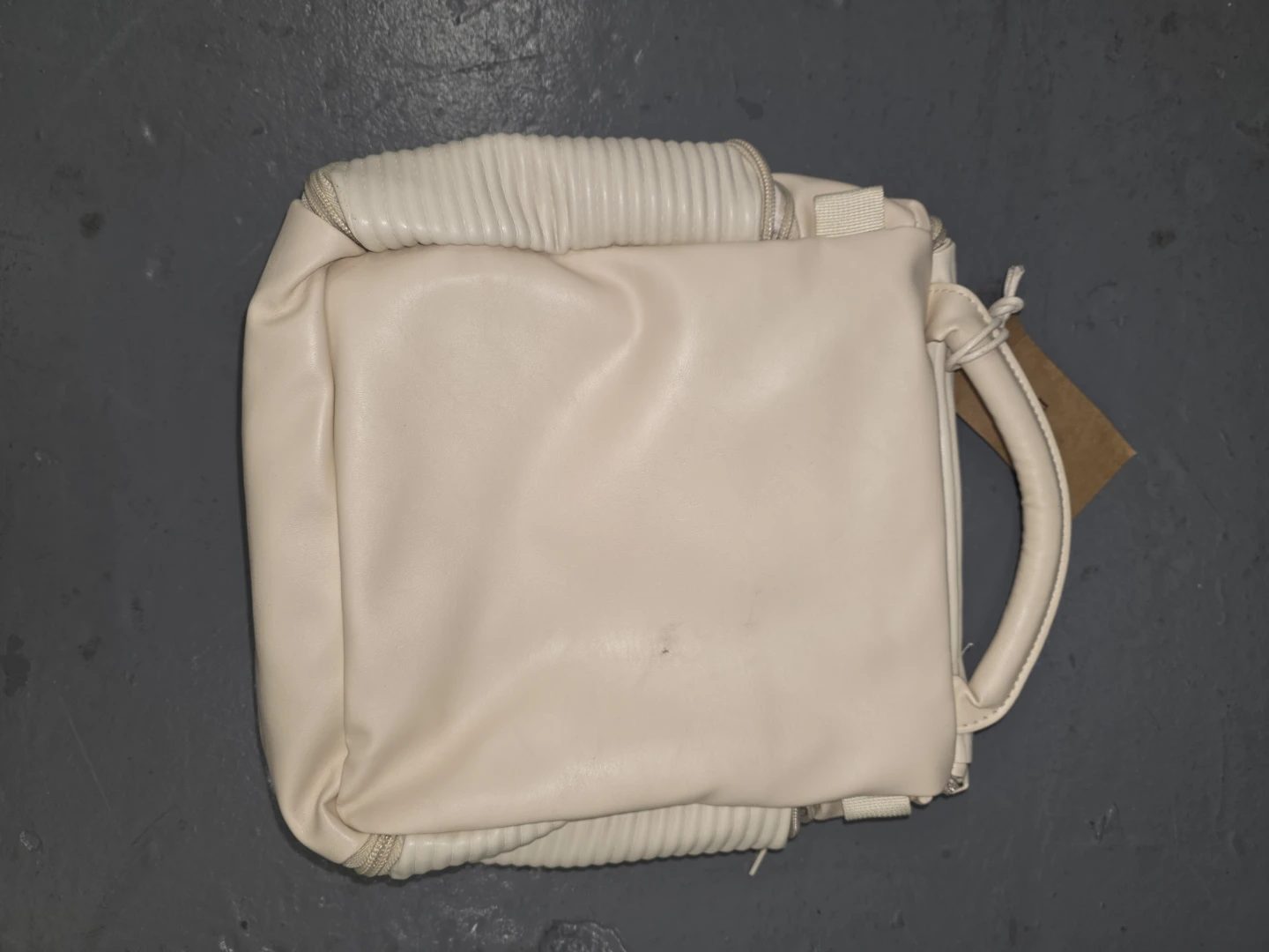 DEZI Toiletry Bag - Cream Color - photo 2