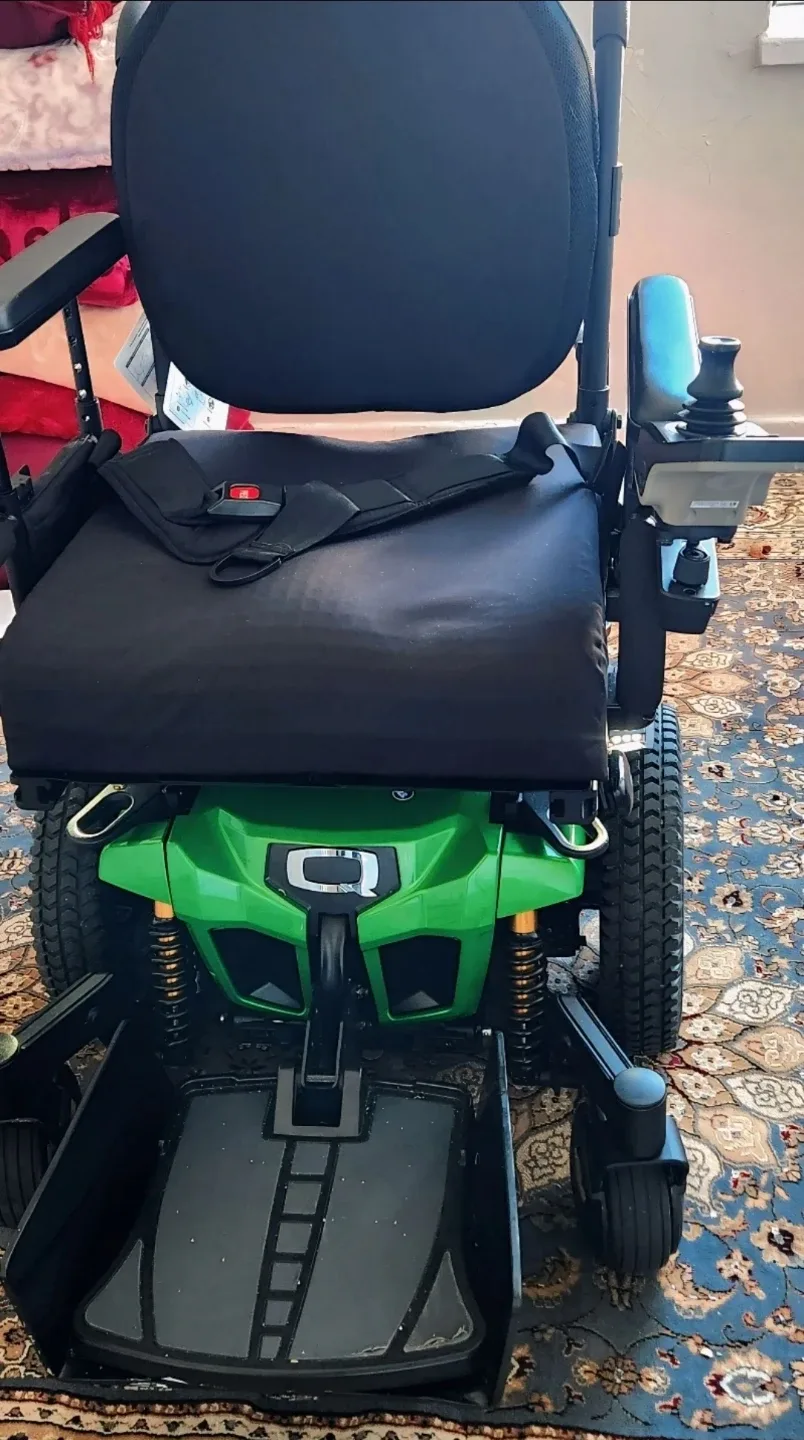 Quantum Edge 3 Stretto Power Wheelchair