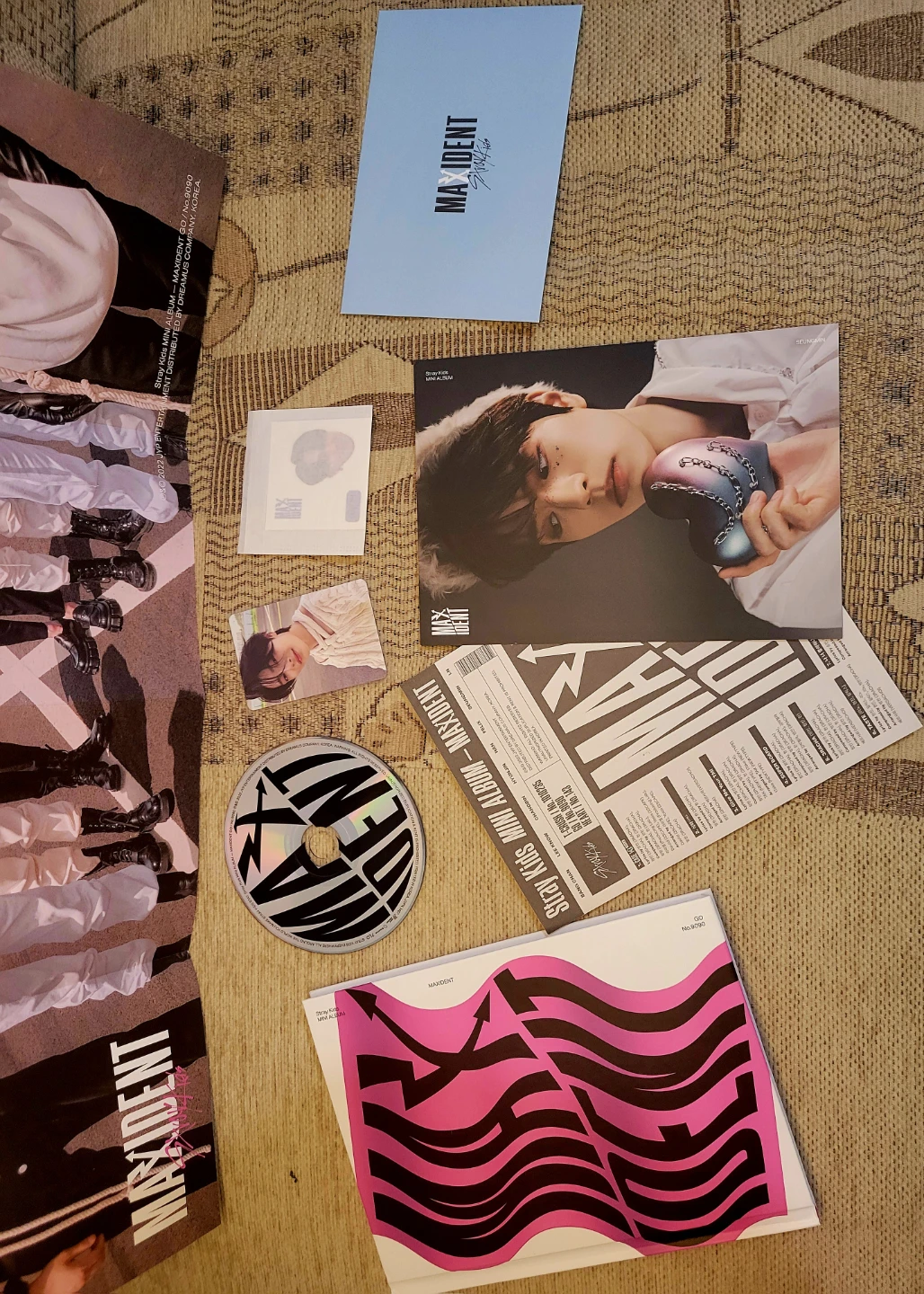 MAXIDENT Album Stray kids - photo 2
