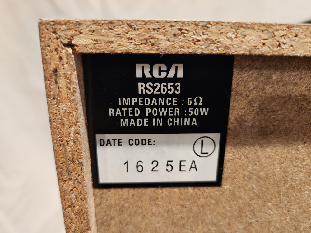 RCA RS2653 Bass Reflex Speakers - photo 4