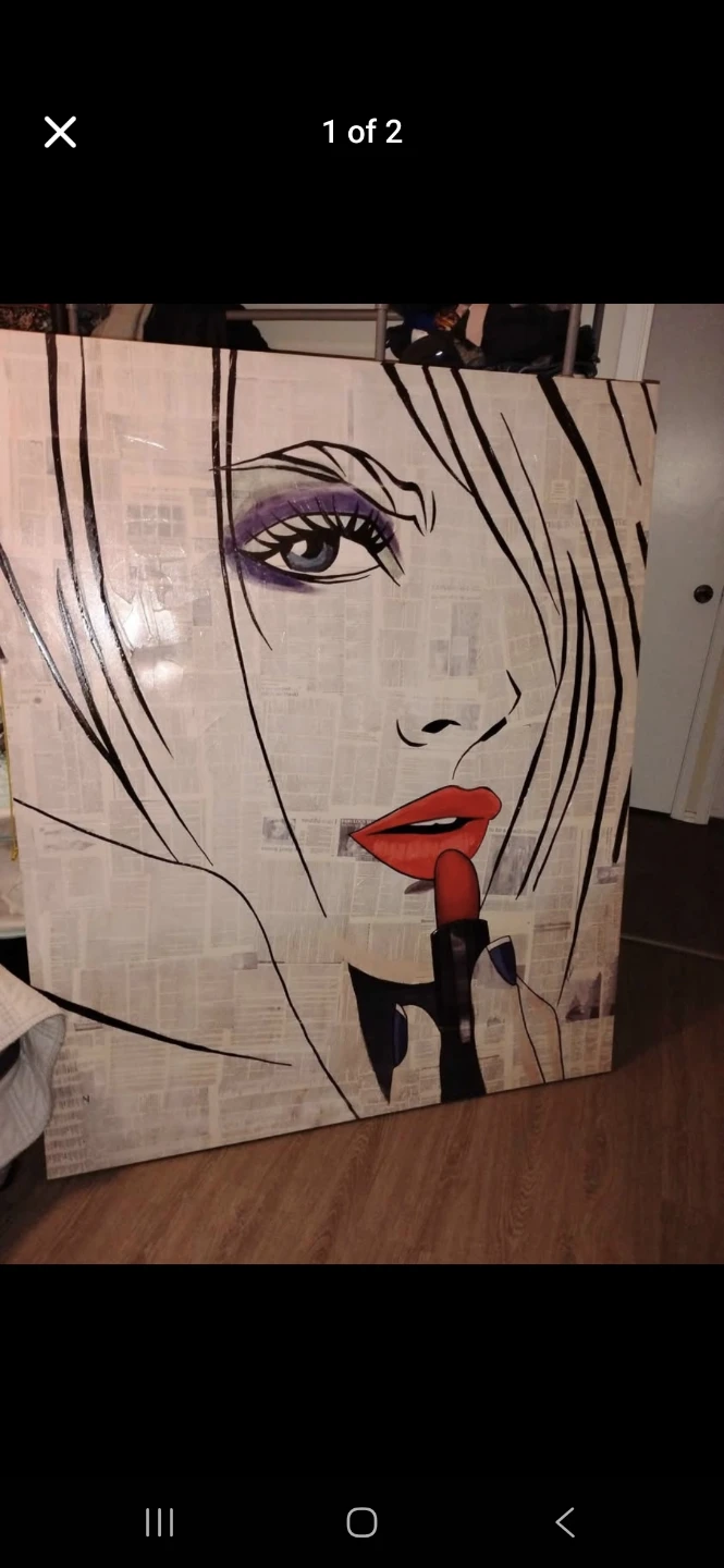 Huge wall.picture takes up whole wall