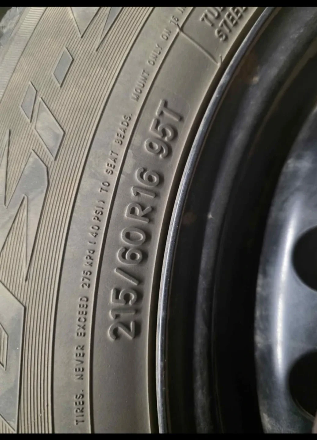 Winter tires with rims like new 215/60 R16 4 units image indicator(3)