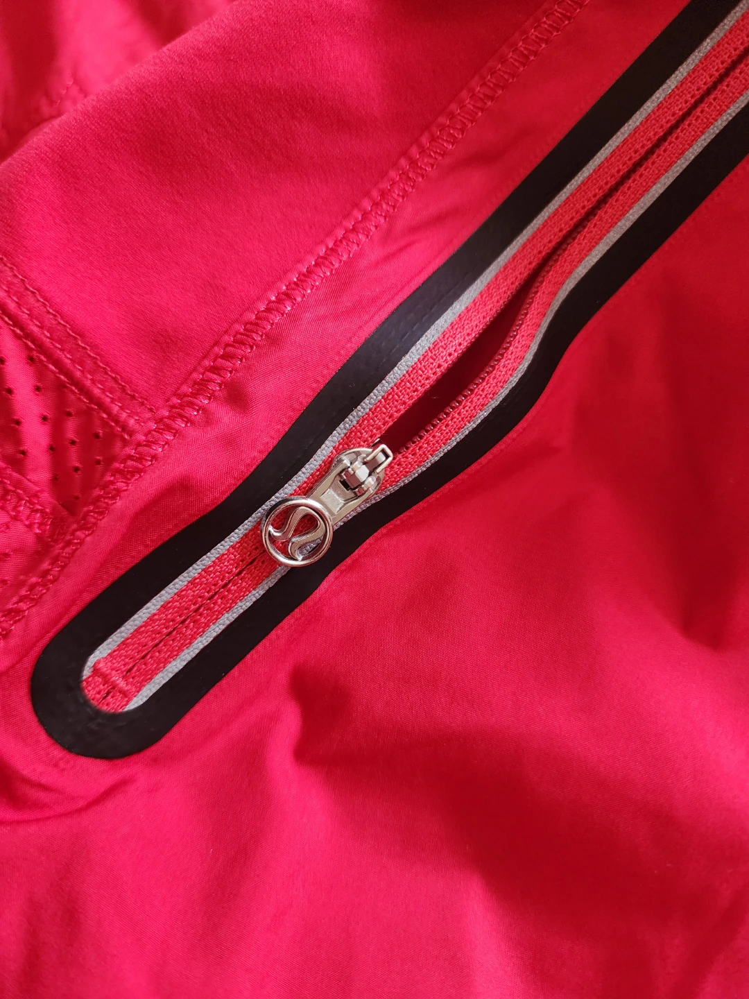 Lululemon Instructor Running Jacket free - photo 2