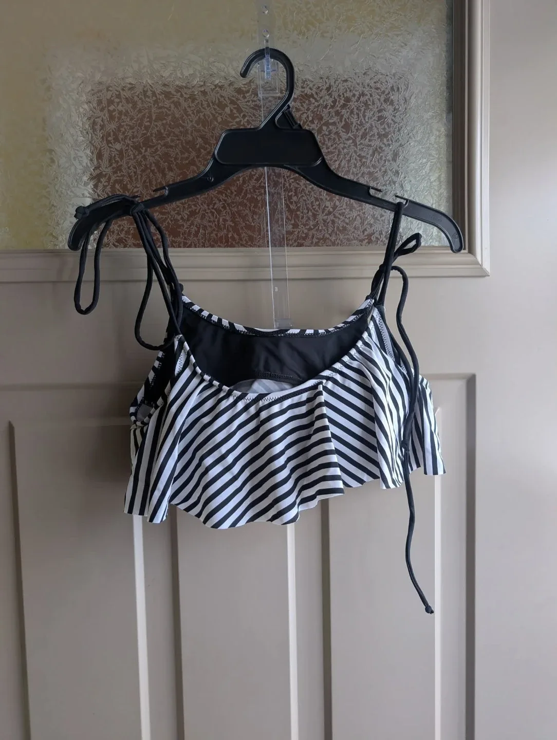 BNWT Womens sz med bikini top