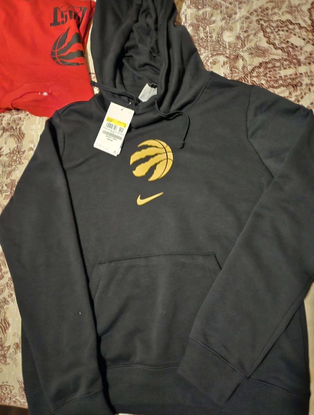BRAND NEW RAPTORS WOMENS HOODIE SIZE S BUT MIGHT FIT M. $29.99 - photo 2