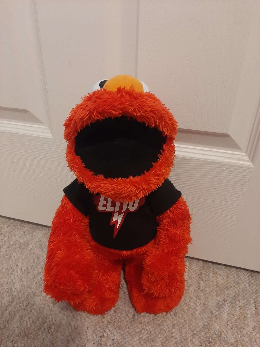 Elmo talking singing toy