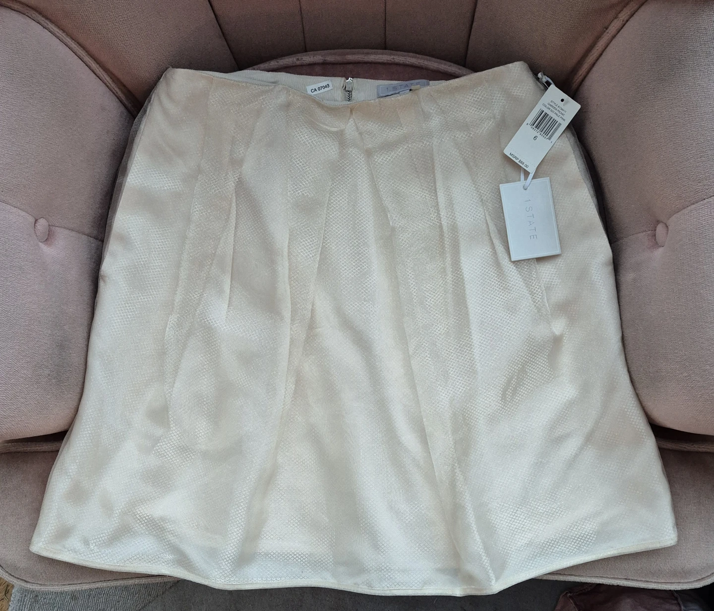 Sparkly holiday Skirt - Size 6