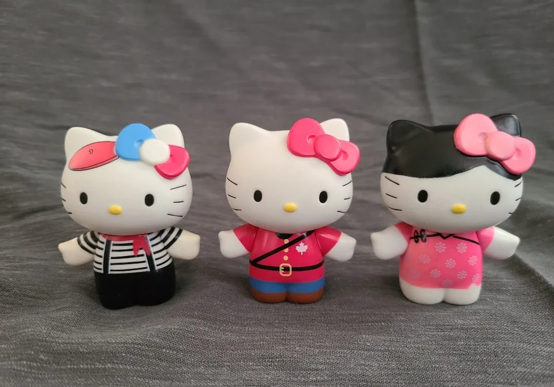 Hello Kitty Blind Box x 3 #Cleanout