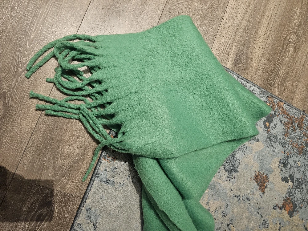 Green Fringe Scarf - photo 5