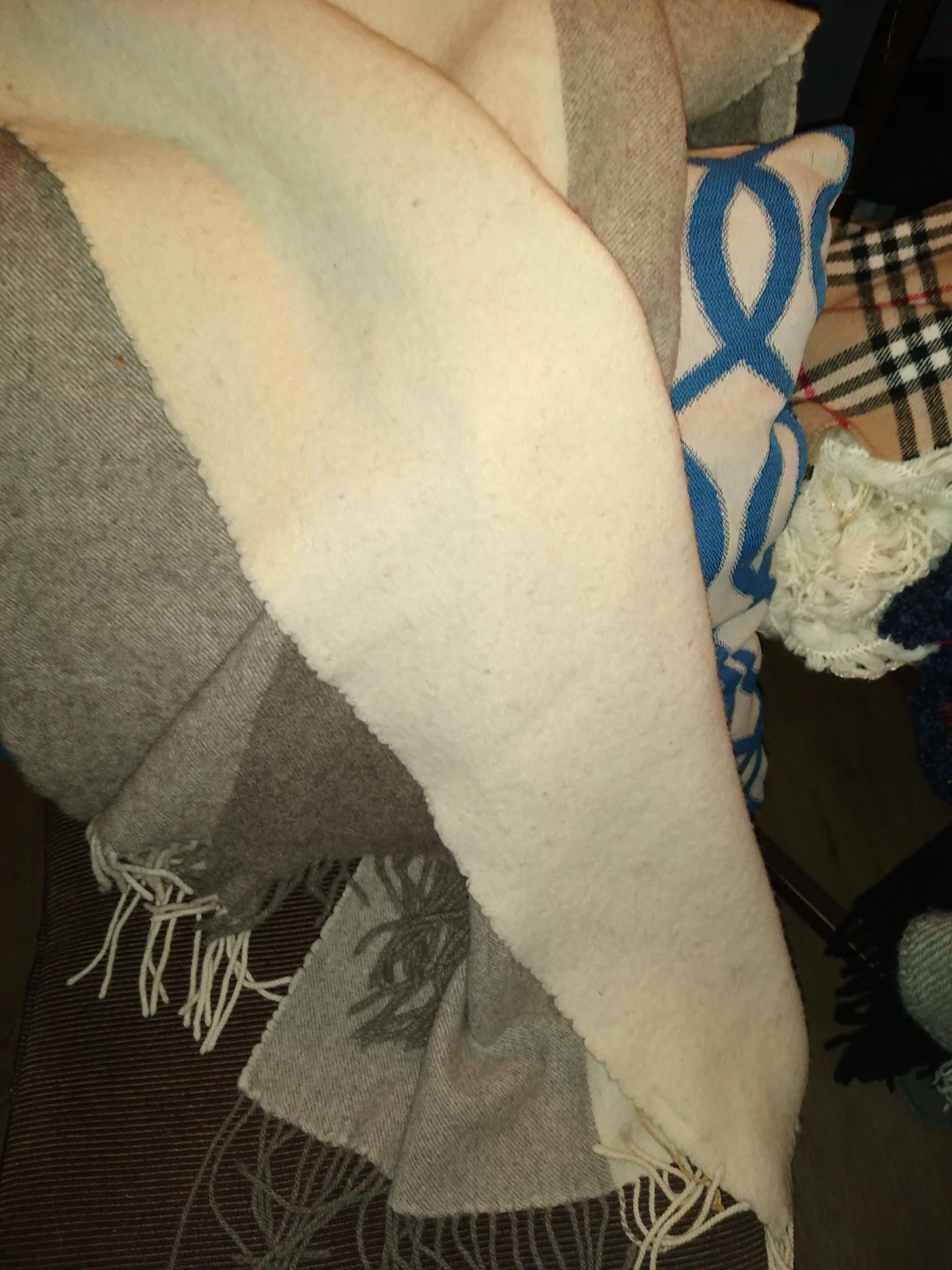 Beautiful cashmere scarf