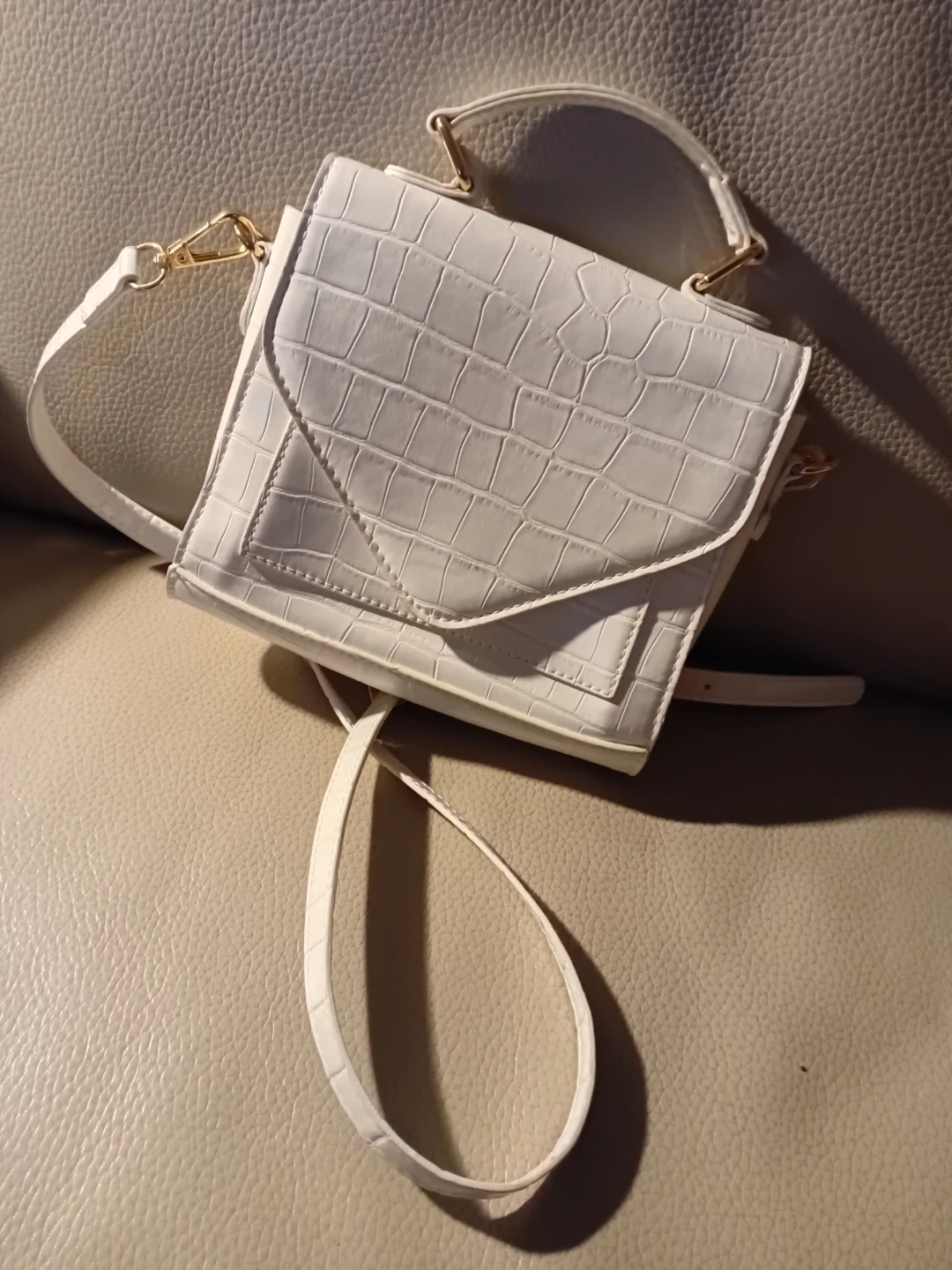 White Croc Embossed Crossbody Bag - photo 2