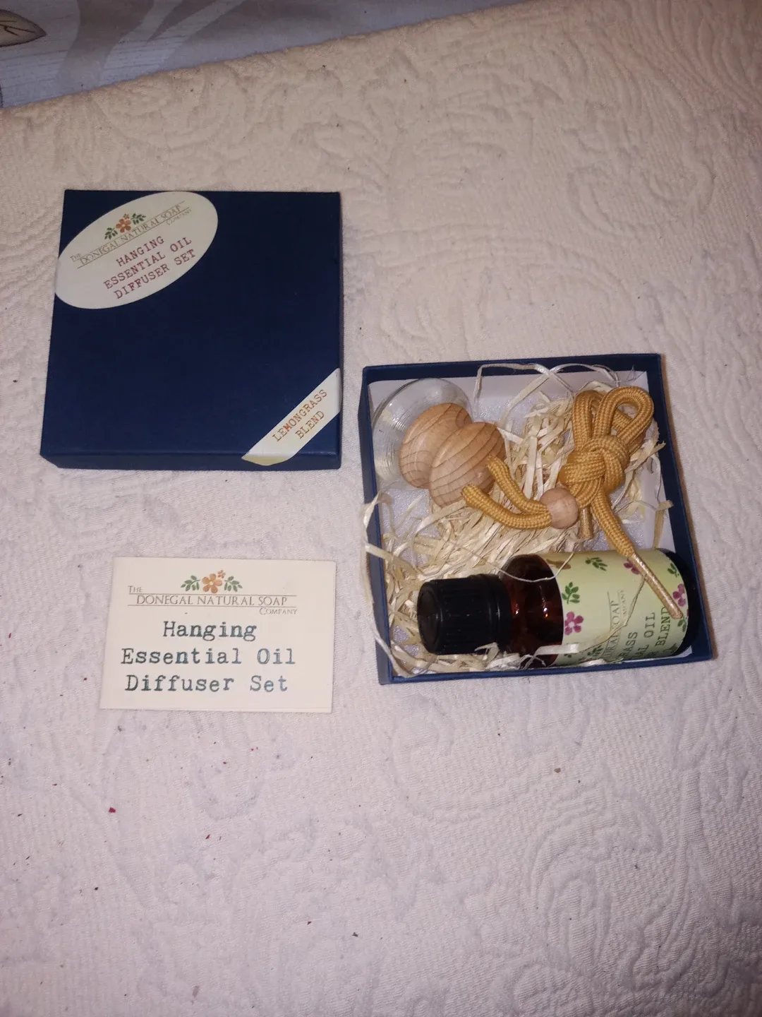 Hanging Essential Oil Deffuser Set - New!