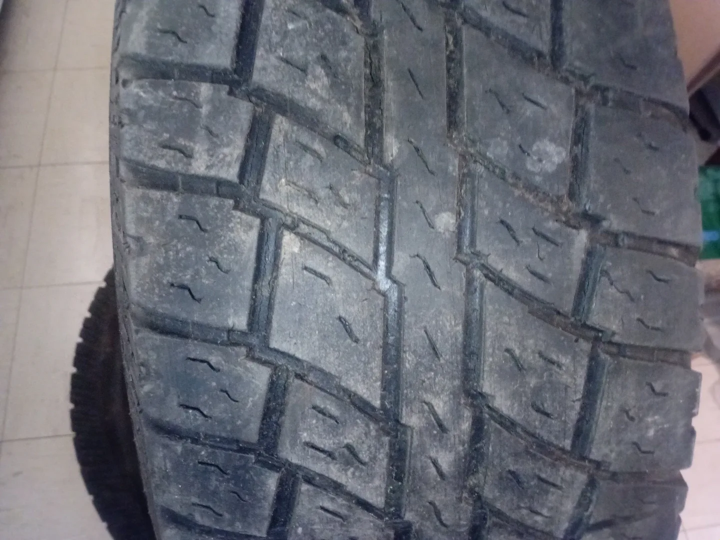 265 70 17 Cooper Winter 2or3 seasons