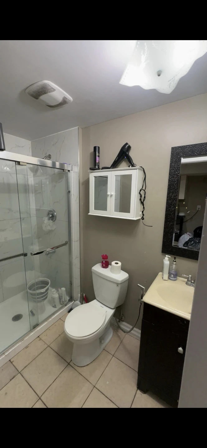 2 Bedroom Basement Rent - photo 5
