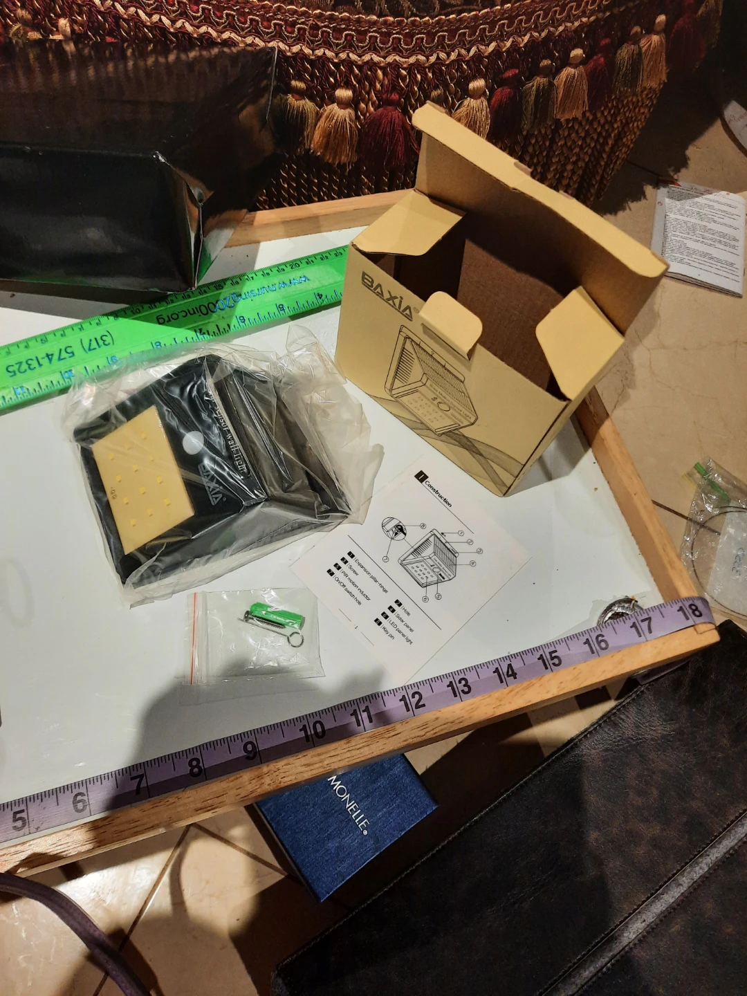 NIB BAXIA SOLAR MOTION SENSOR LIGHT GATE FENCE
