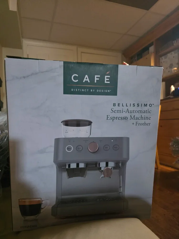 Café Bellissimo Semi-Automatic Espresso Machine + Frother