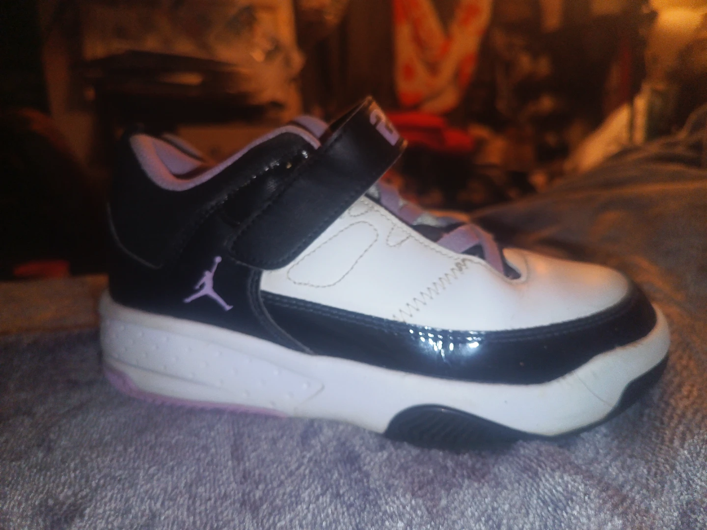 Jordan Max Aura  Girls Youth 1 White Black Purple - photo 2