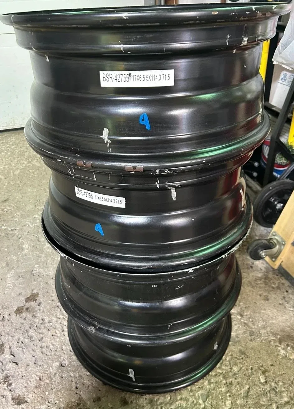 Selling 4 Steel Rims (BSR-42755) image indicator(2)