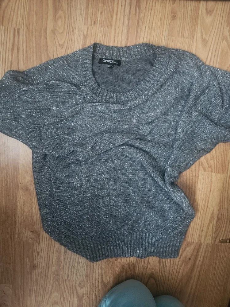 George XS Silver Sparkle Sweater image indicator(2)
