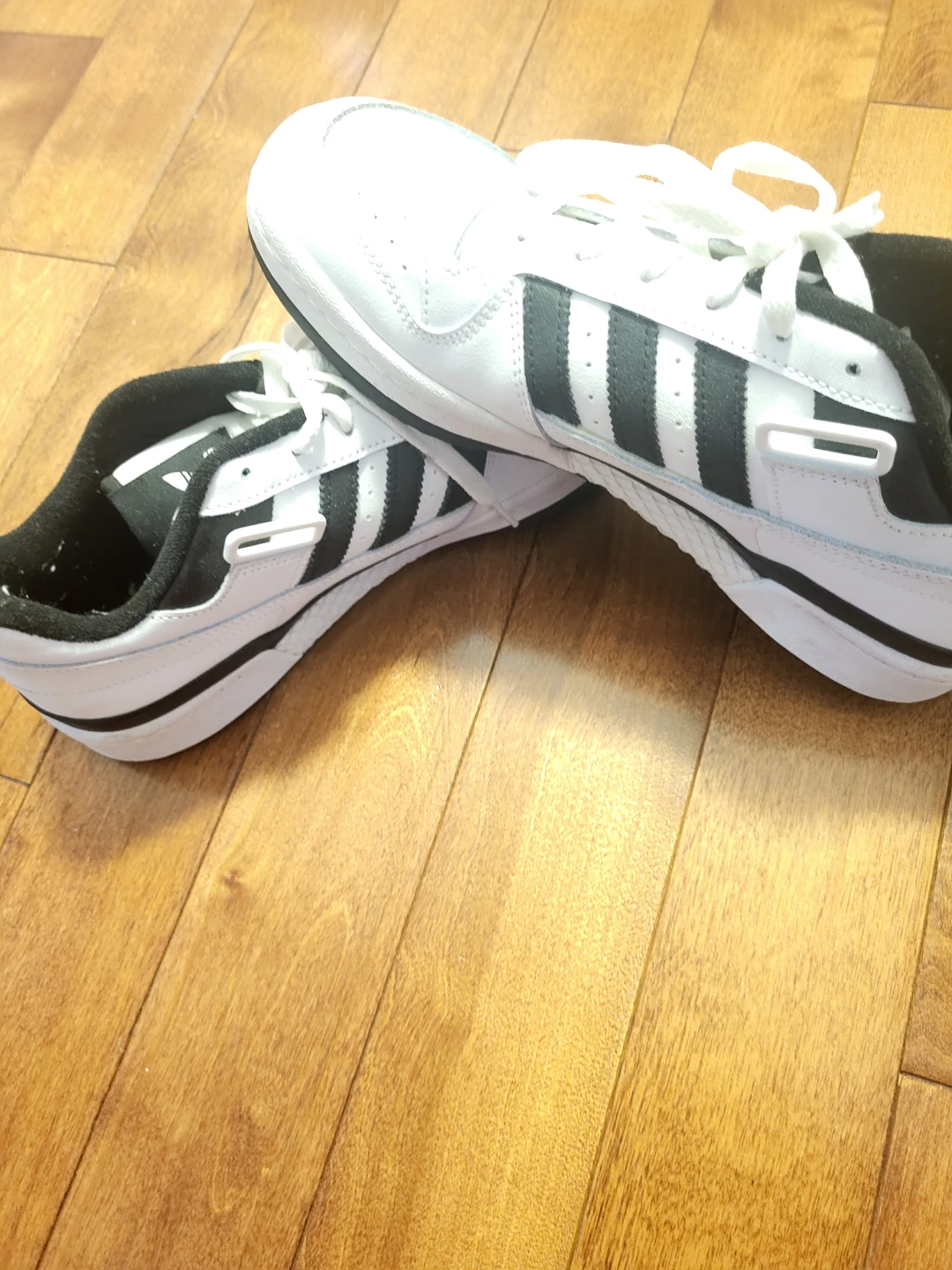 Adidas Forum Low Sneakers - 8.5 men - photo 2