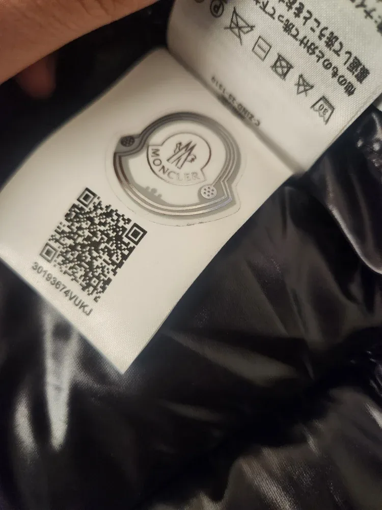 Moncler Black Padded Vest image indicator(3)