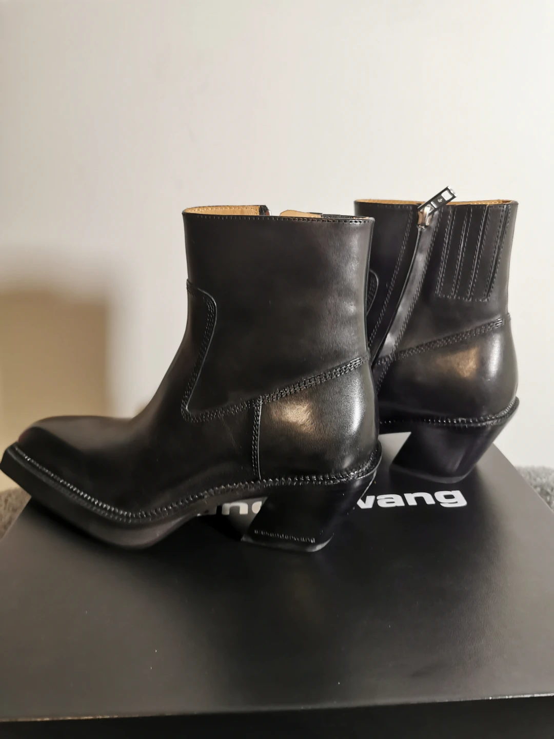 BRAND NEW Alexander Wang Black Ankle Boots Size US 5.5 - photo 4