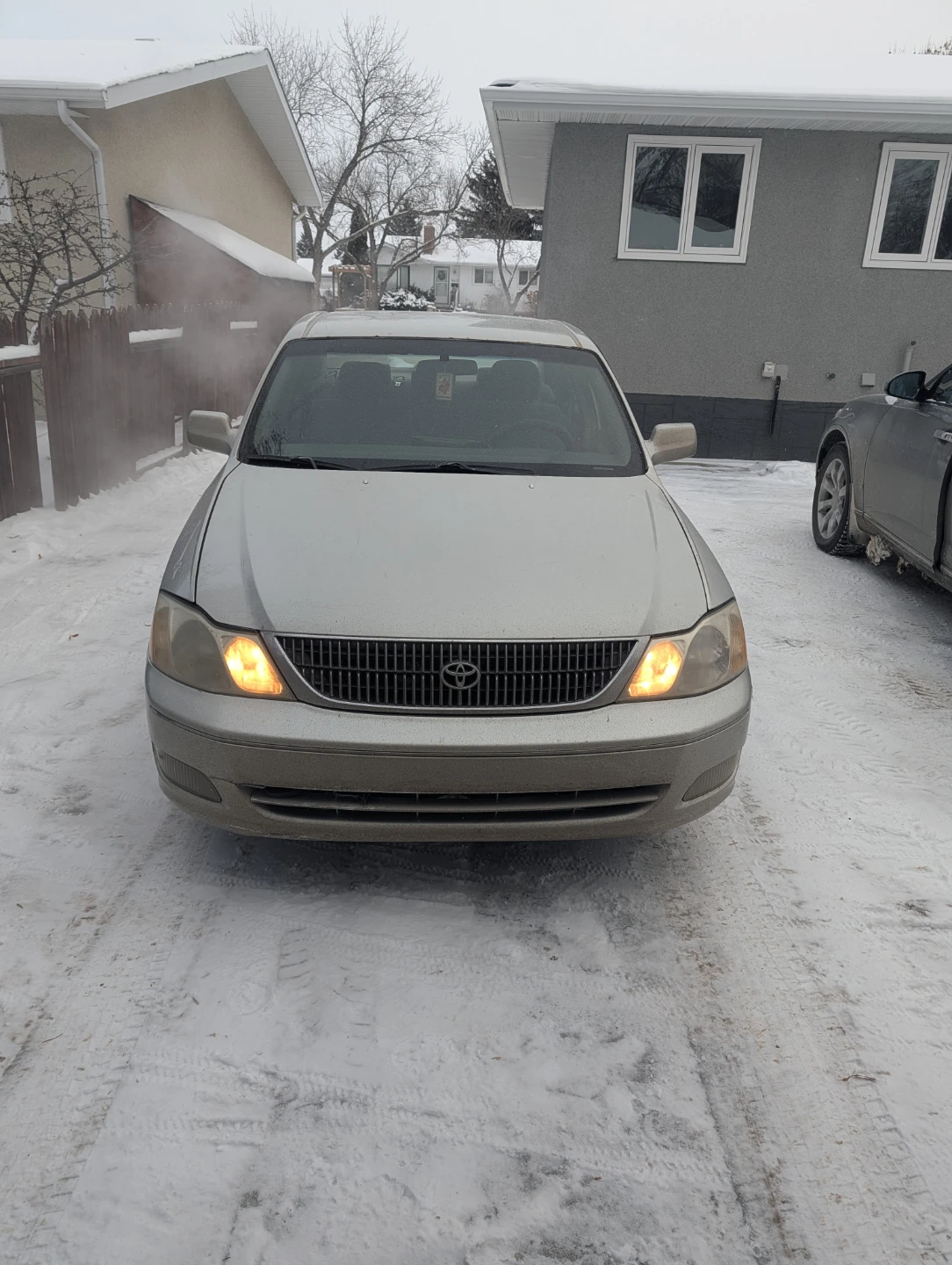 2000 Toyota Avalon SALVAGE TITLE