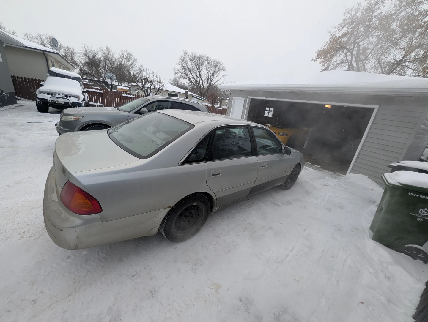 2000 Toyota Avalon SALVAGE TITLE - photo 2