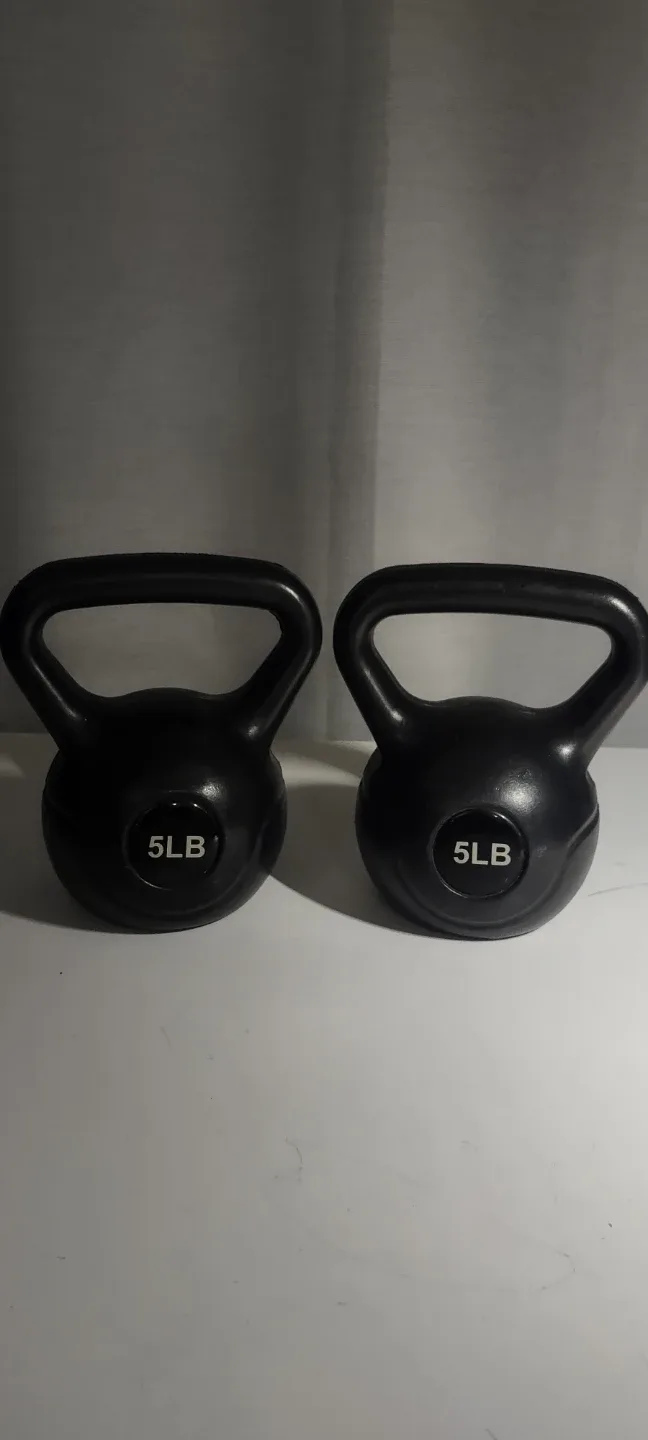 Pair of 5LB Kettlebells # cleanout