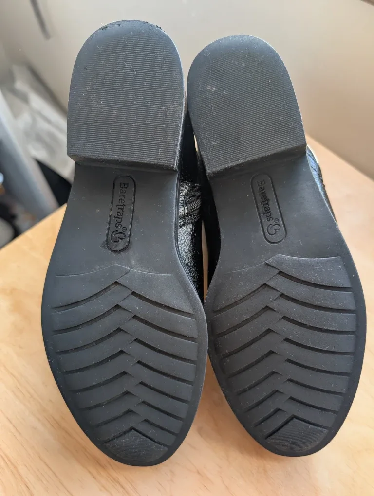 Baretraps Booties Size 7 #Cleanout image indicator(2)